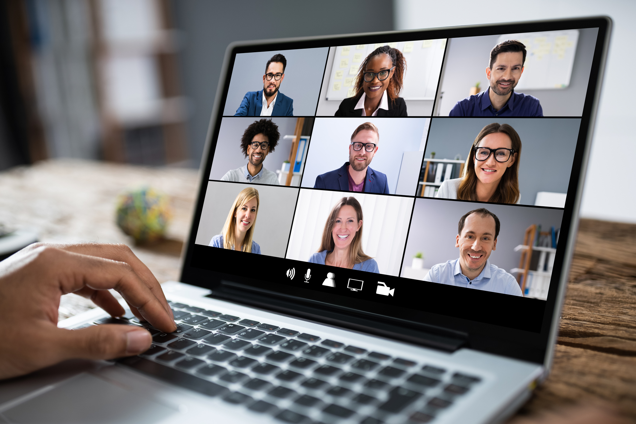 Négociation via Zoom pendant la crise